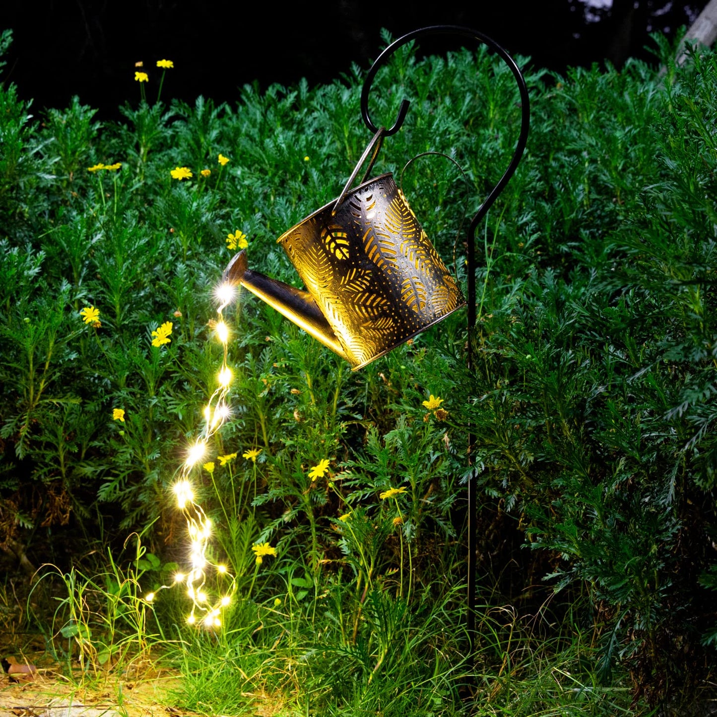 Solar Lights Outdoor Garden Decor, Large Hanging Waterproof Watering Can Landscape Lights Outside Decorations for Yard Front Porch Patio Backyard Gardening Gift for Mom Grandma Women Birthday