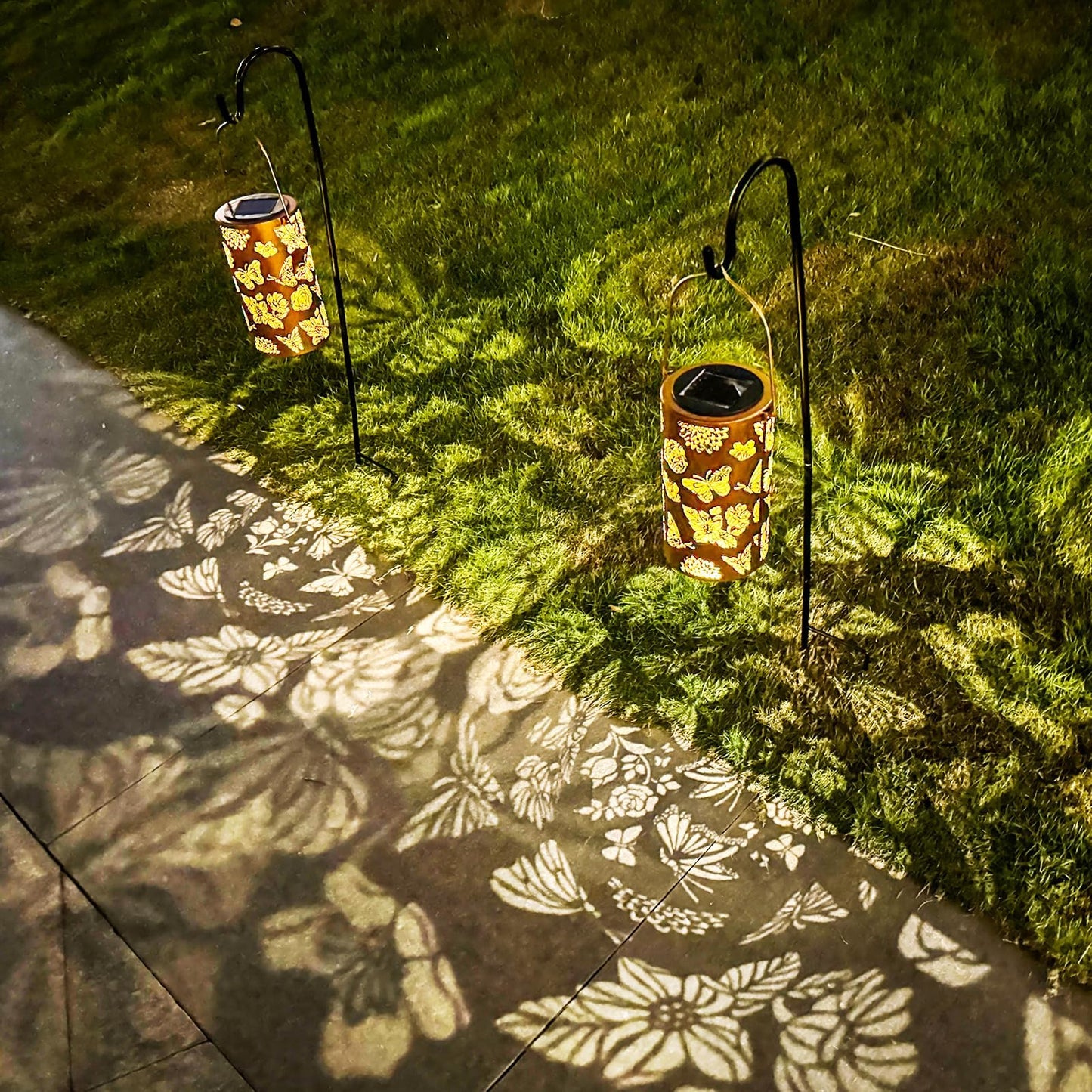 Hummingbird Solar Lantern Outdoor Hanging, Metal Bird Decor Waterproof LED Decorative Light for Garden Patio Yard Lawn Backyard Front Porch, Christmas Thanksgiving Birthday Gifts for Women Mom Grandma